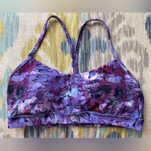 Lululemon Flow Y Nulu Sports Bra - Size 10